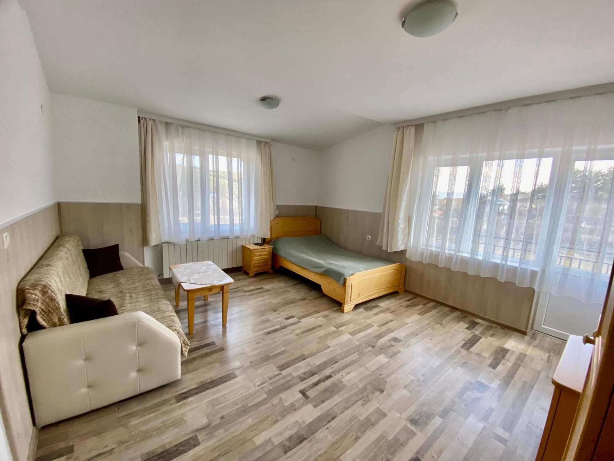Къща За Гости "Марина Ливада" Velingrad Exterior photo